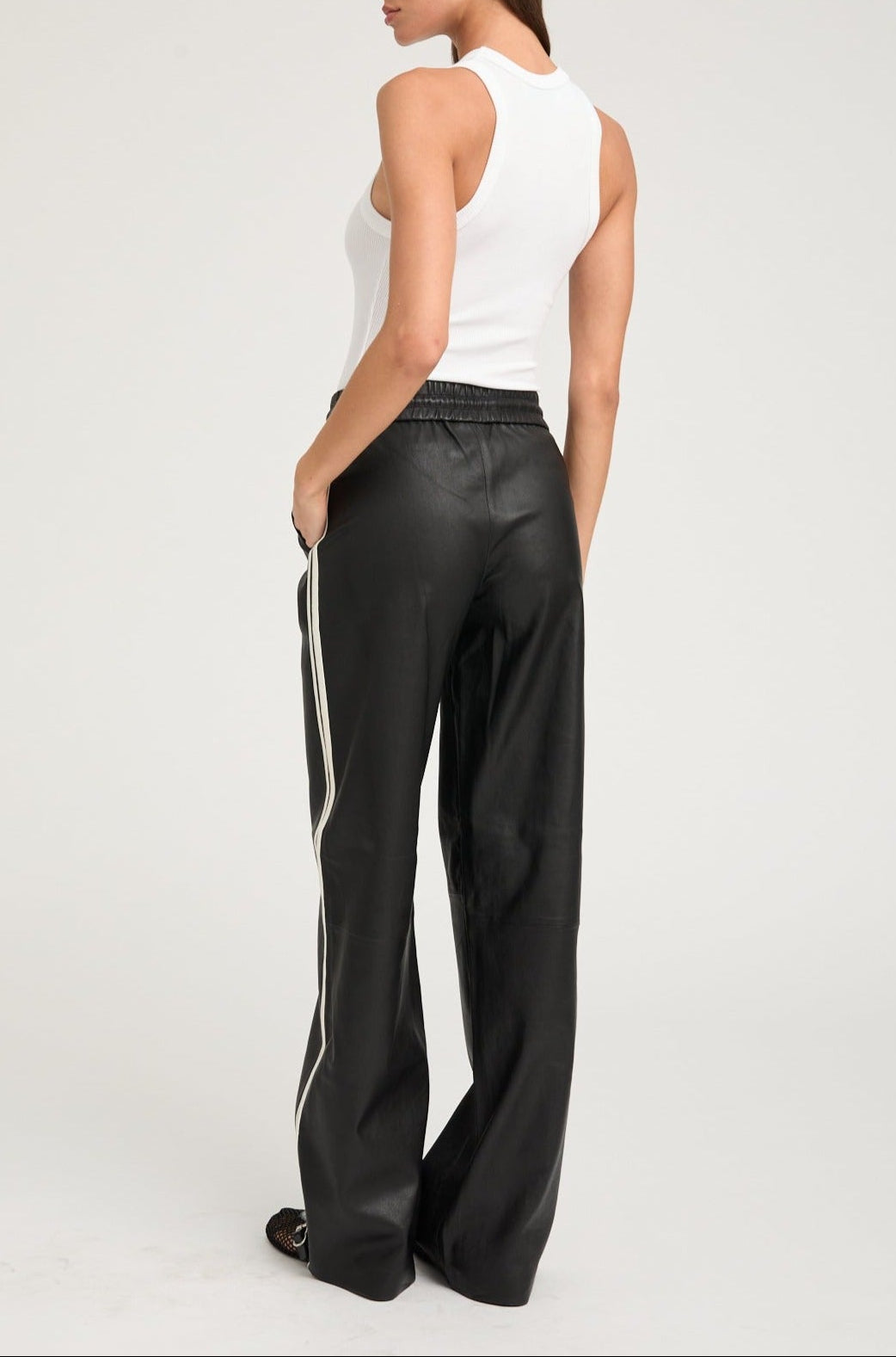 BAGGY ATHLETIC STRIPE SWEATPANTS