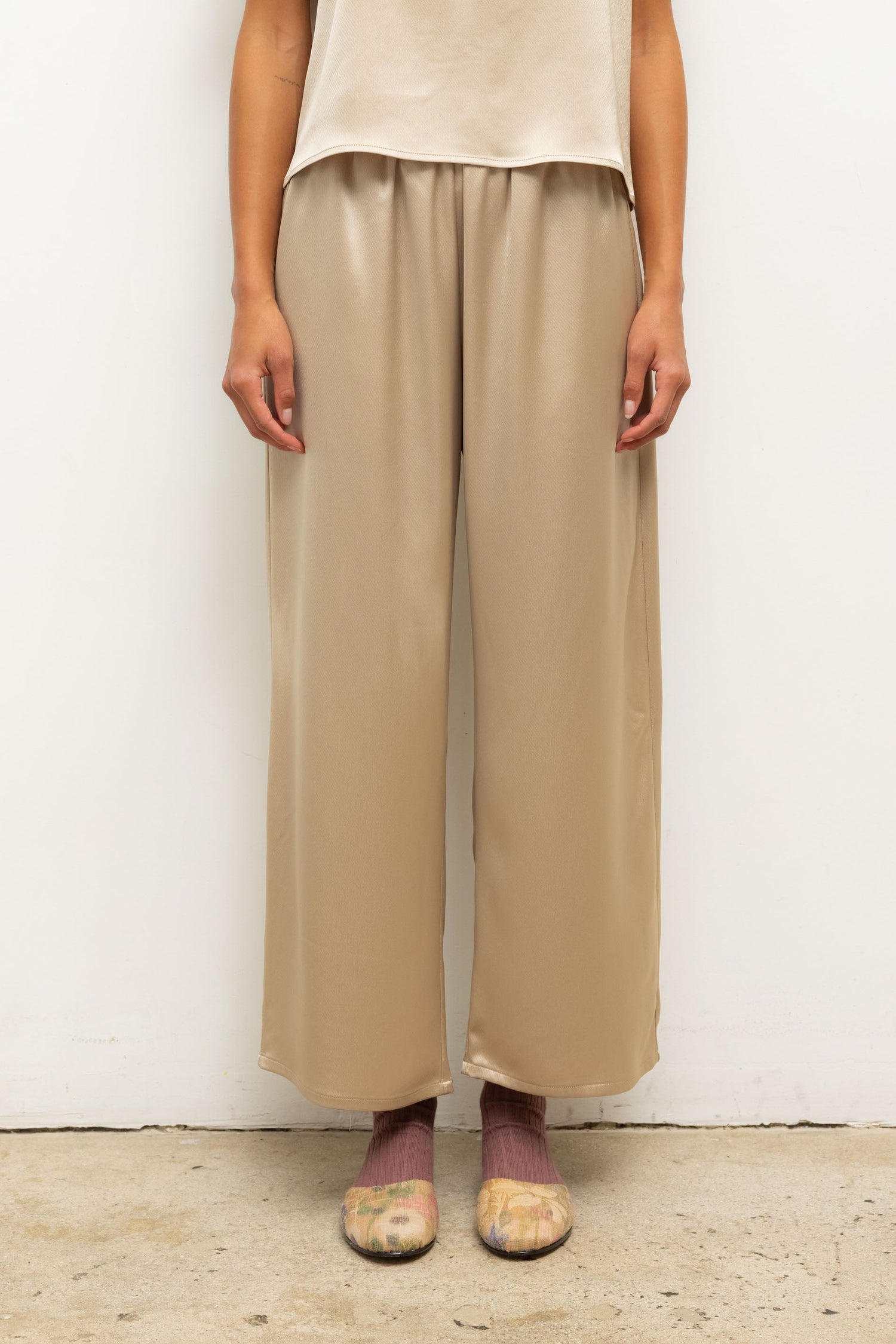 BARB CROP DRAWSTRING PANT