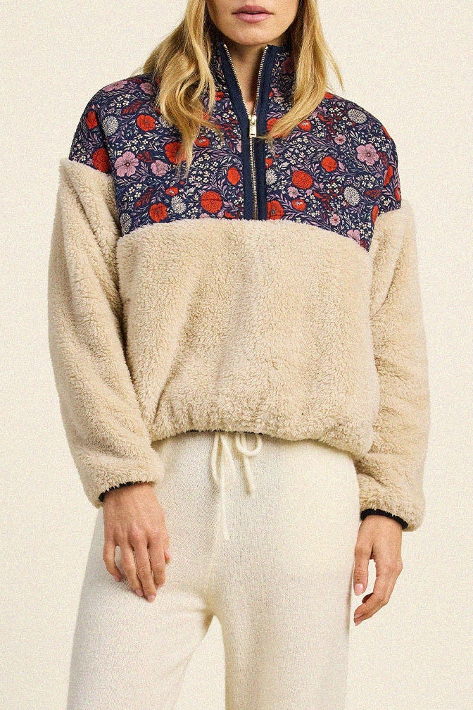 Casey Pullover