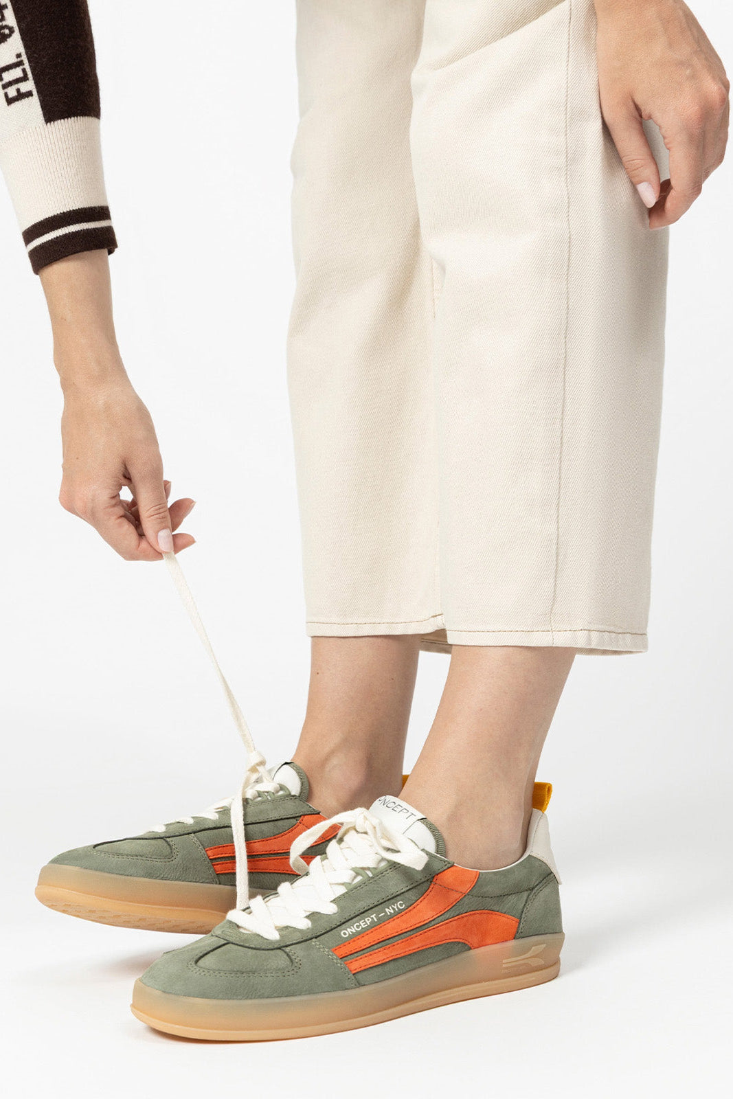 Fez Sneaker