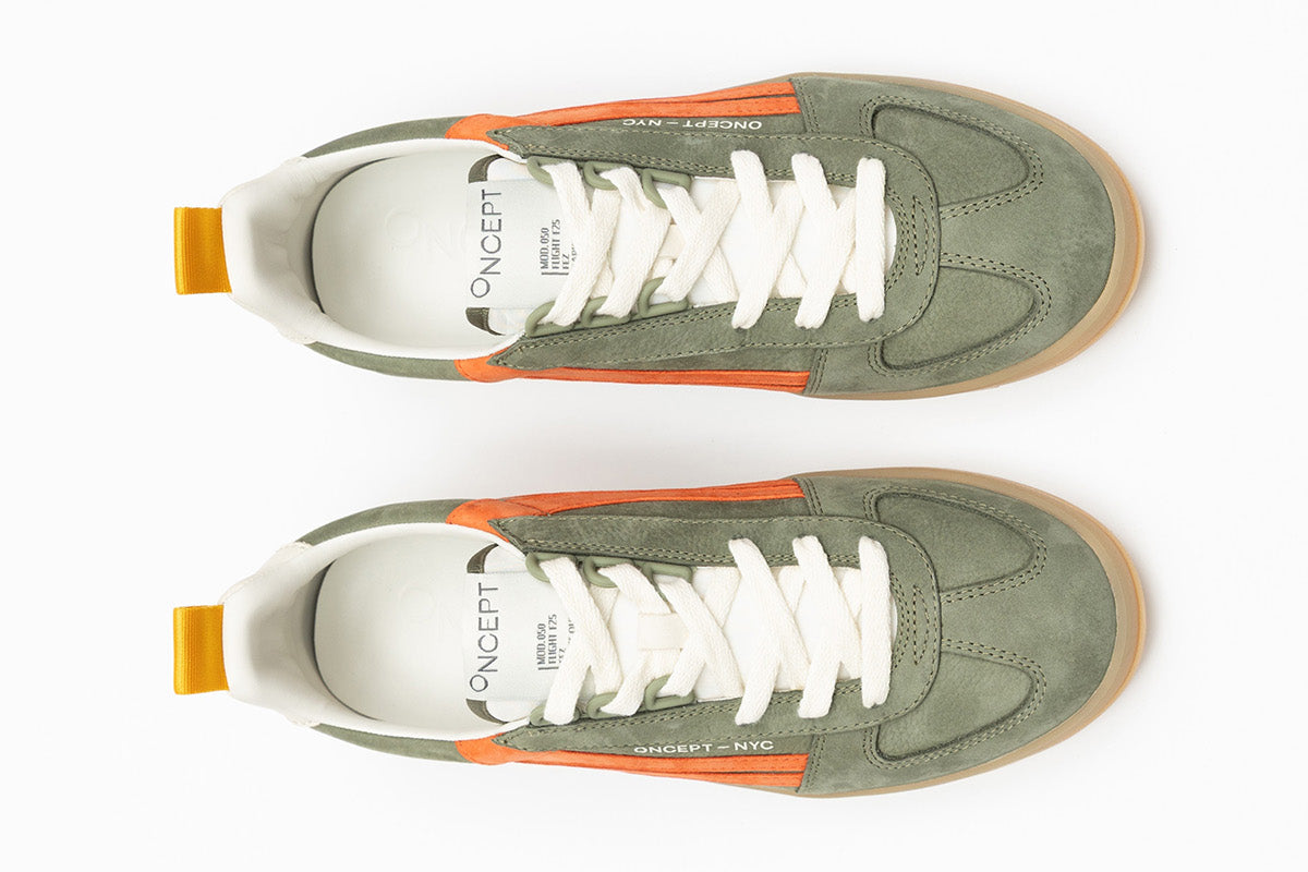 Fez Sneaker