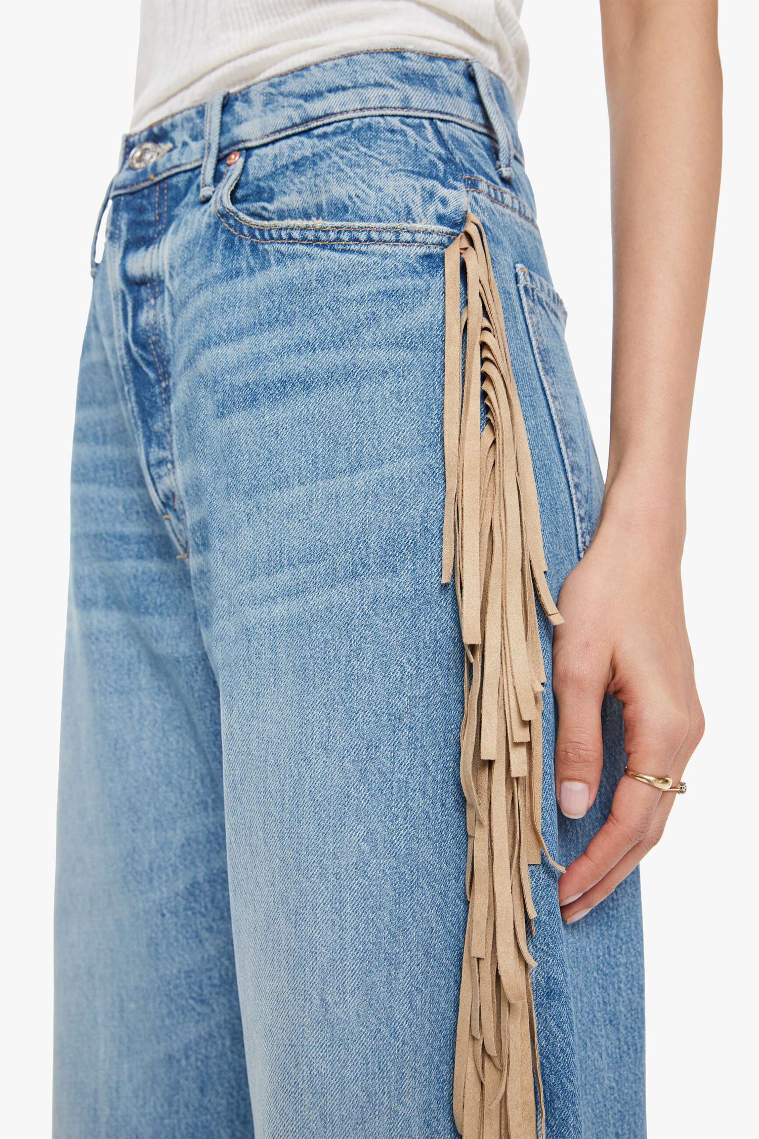 Fringe Half-Pipe Button Sneak