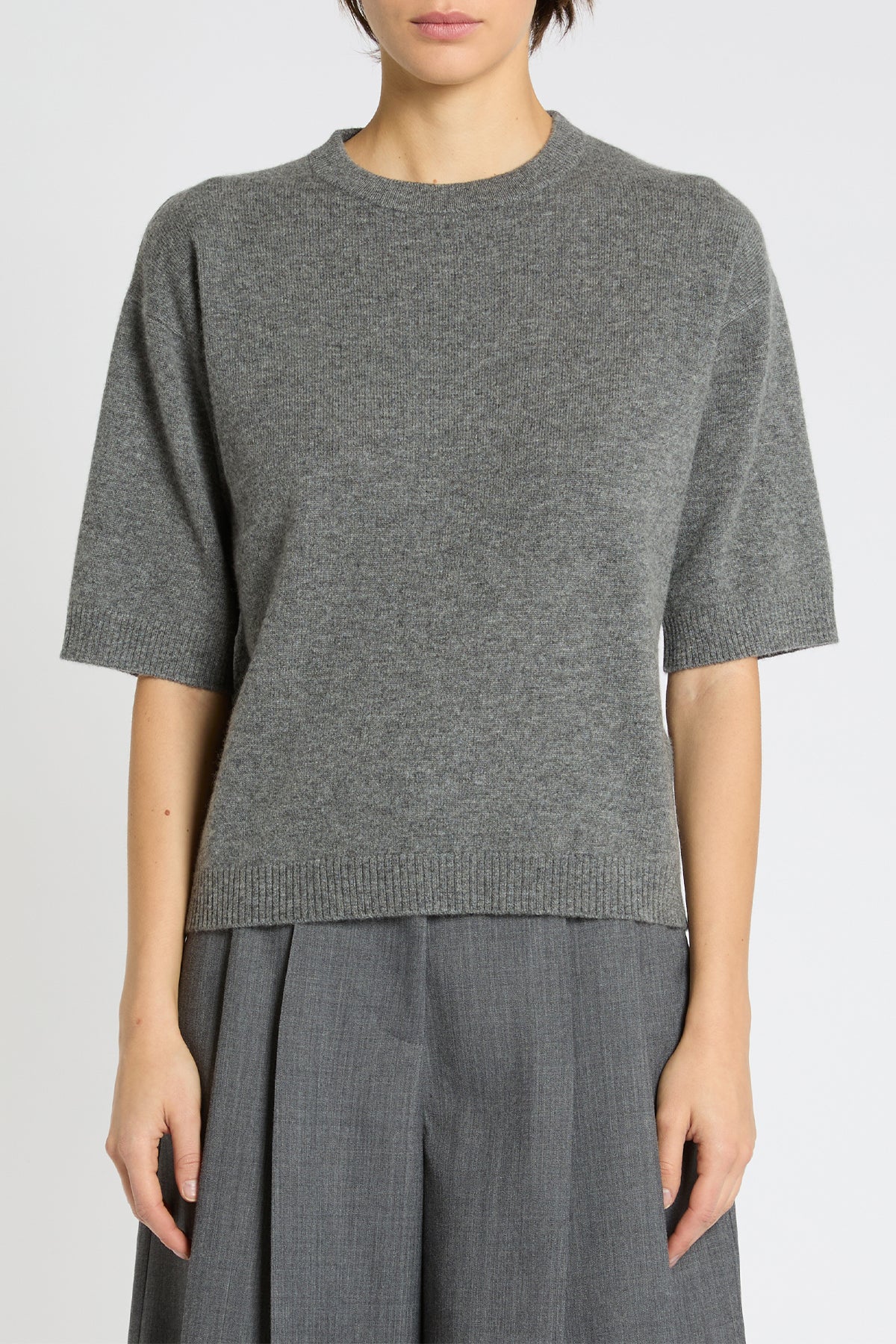 Mlsvela Sweater