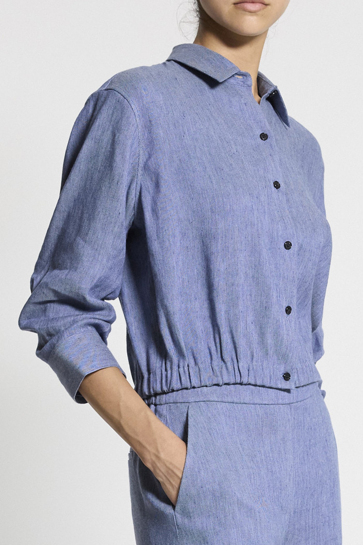 Fluid Linen Cropped Shirt