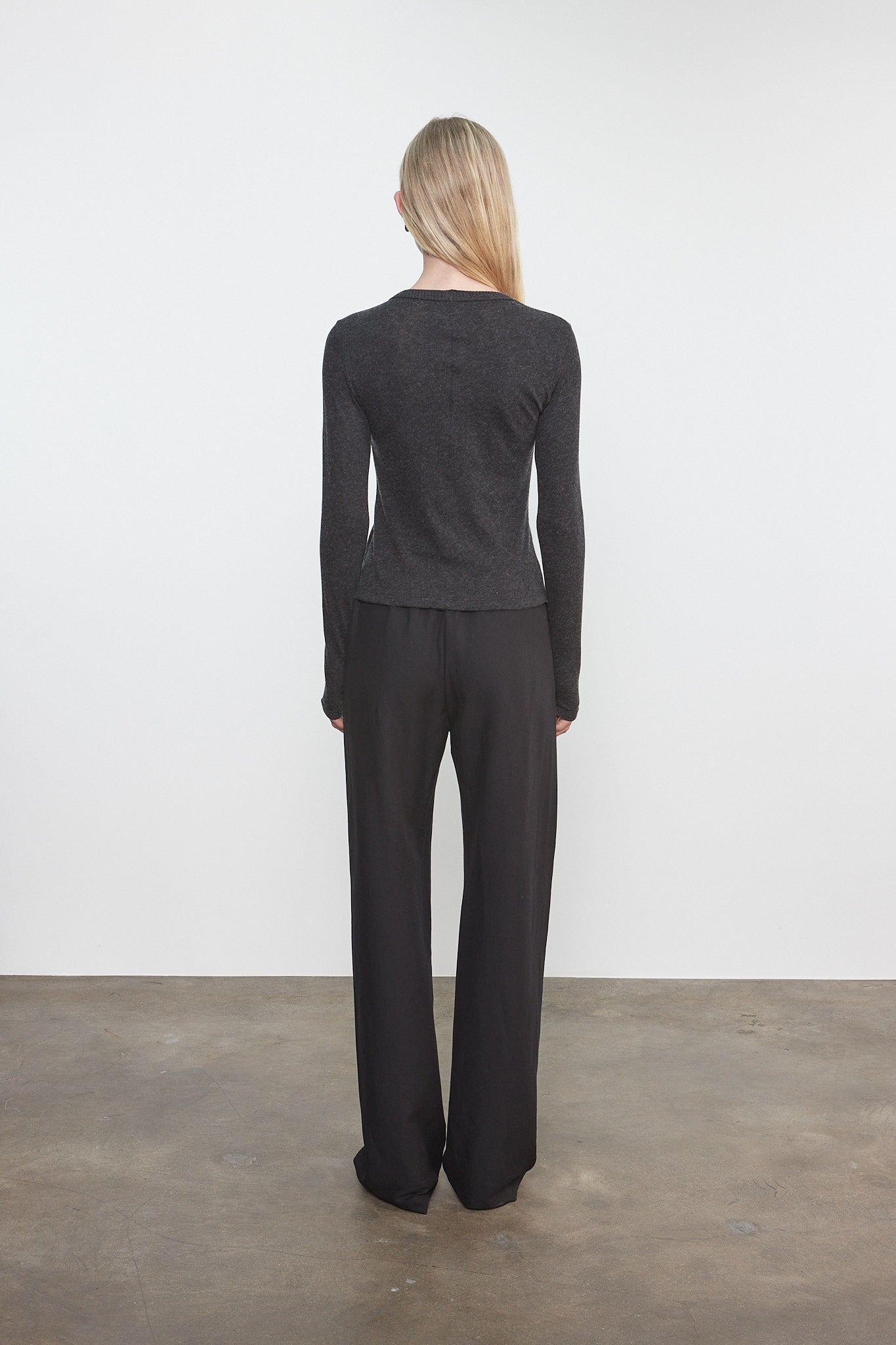 Cashmere New Classic L/S Crew