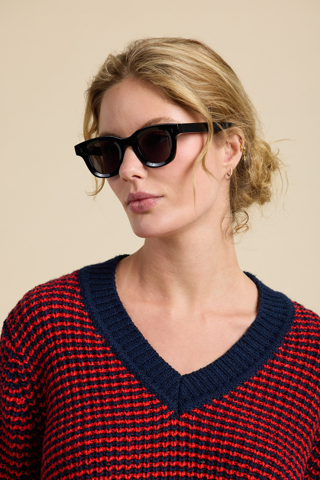 Chalet V-Neck Sweater Navy Stripe
