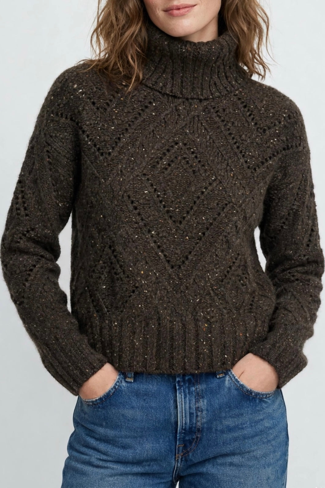 Chunky Diamond Stitchery Cowl