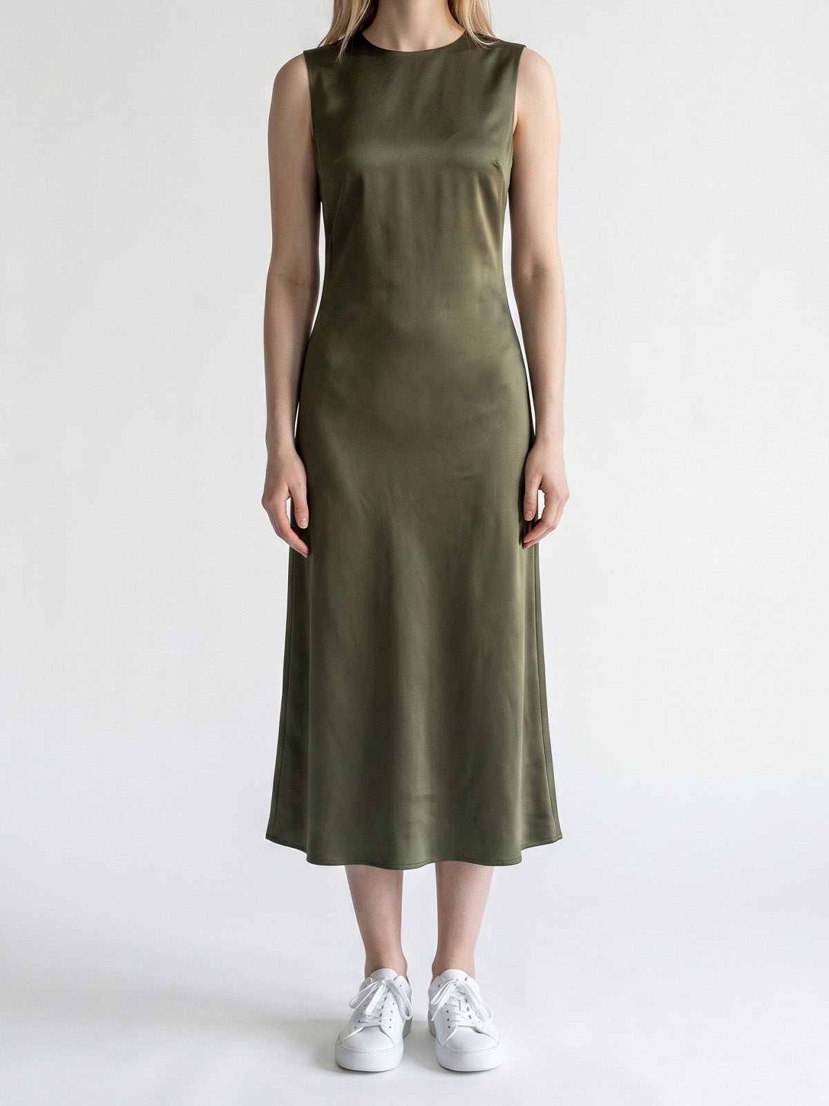 Crew Neck Dress With Darts