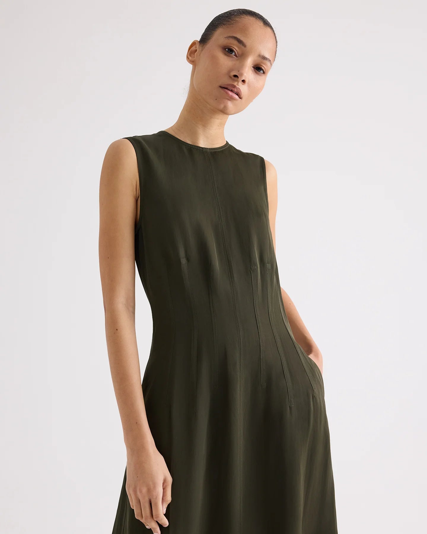 Crew Neck Dress With Darts