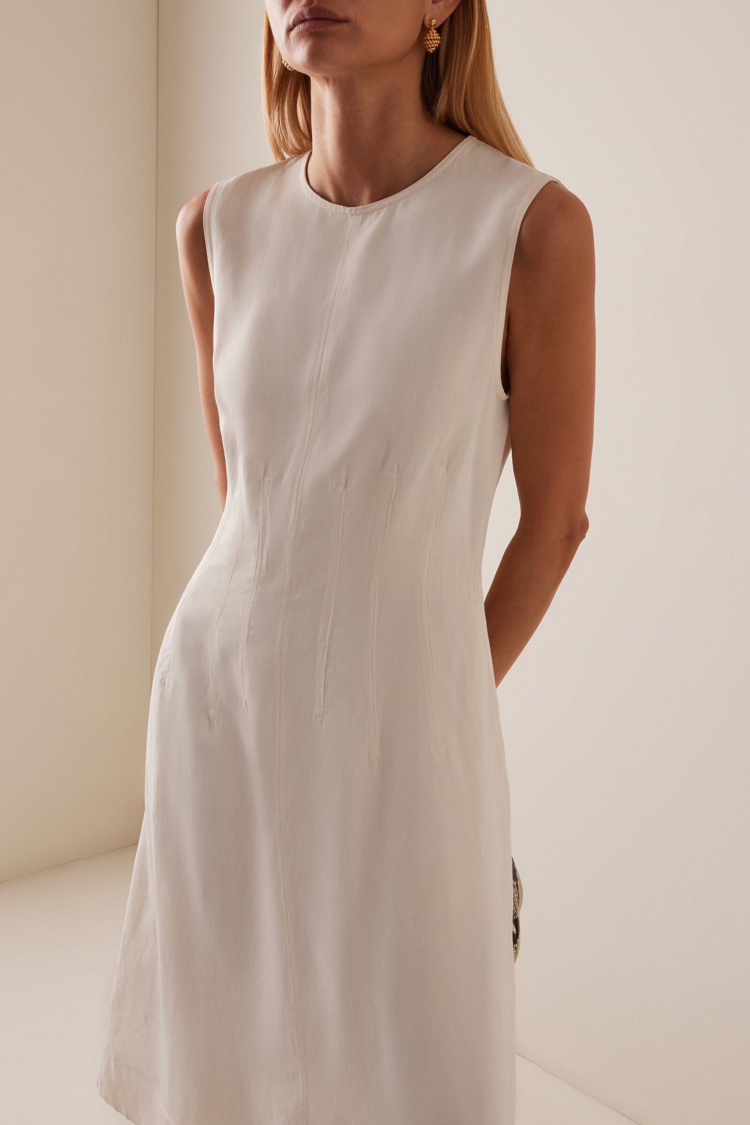 Crew Neck Dress With Darts