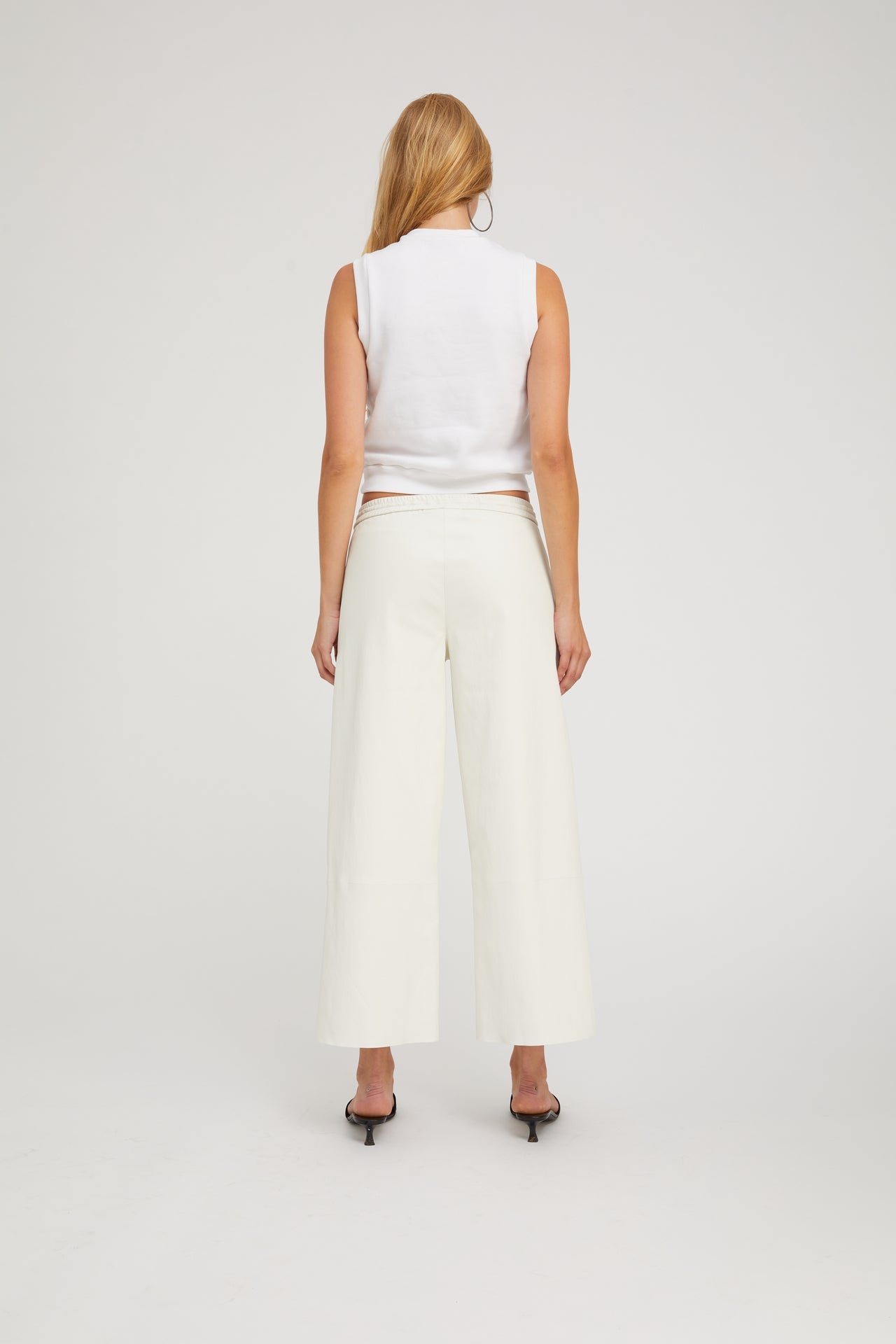Cropped Baggy Pants