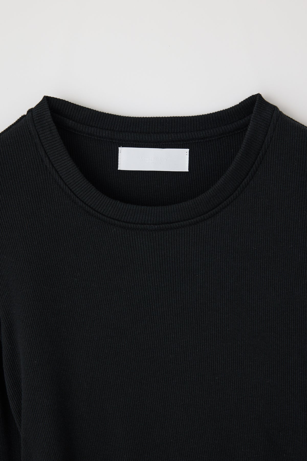 MV CROSSOVER HEM TOP