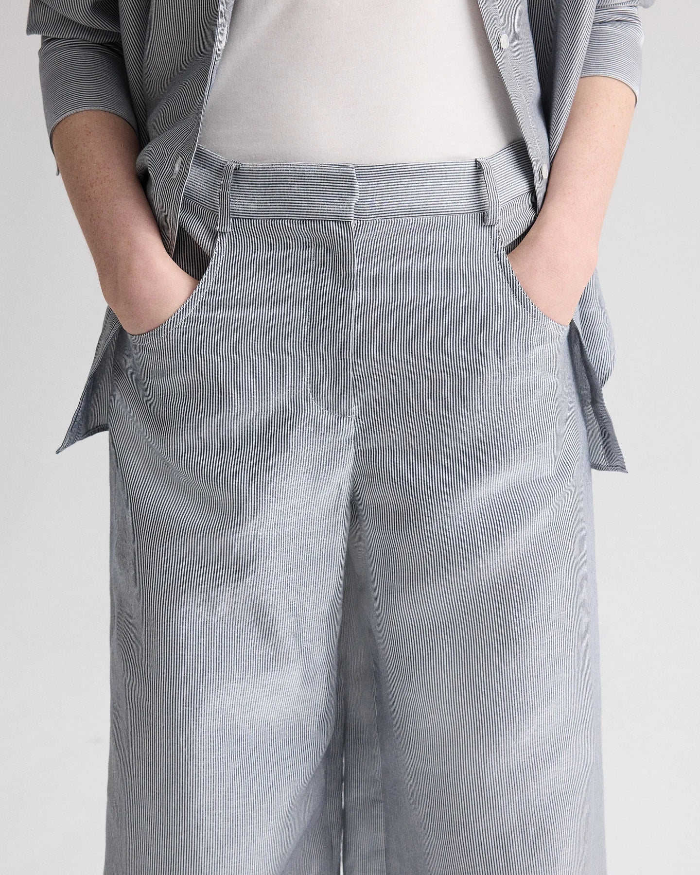 Dillon Glossy Mini Stripe