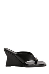 Dune Wedge