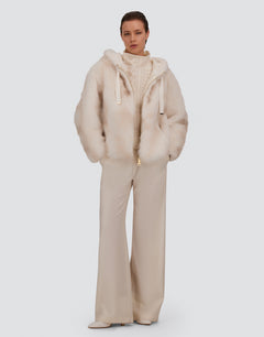 Herno GI000422D Open White faux fur hooded jacket - model front