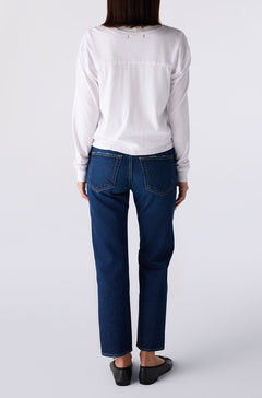 AMO Denim 143 in Crossing - styled shot 3
