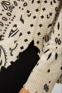 Kujten Mela Bandana cashmere sweater in Avoine - bandana print knit detail