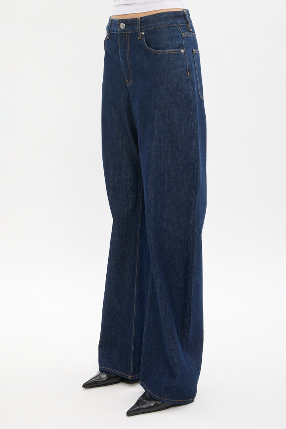 Saddle Jeans