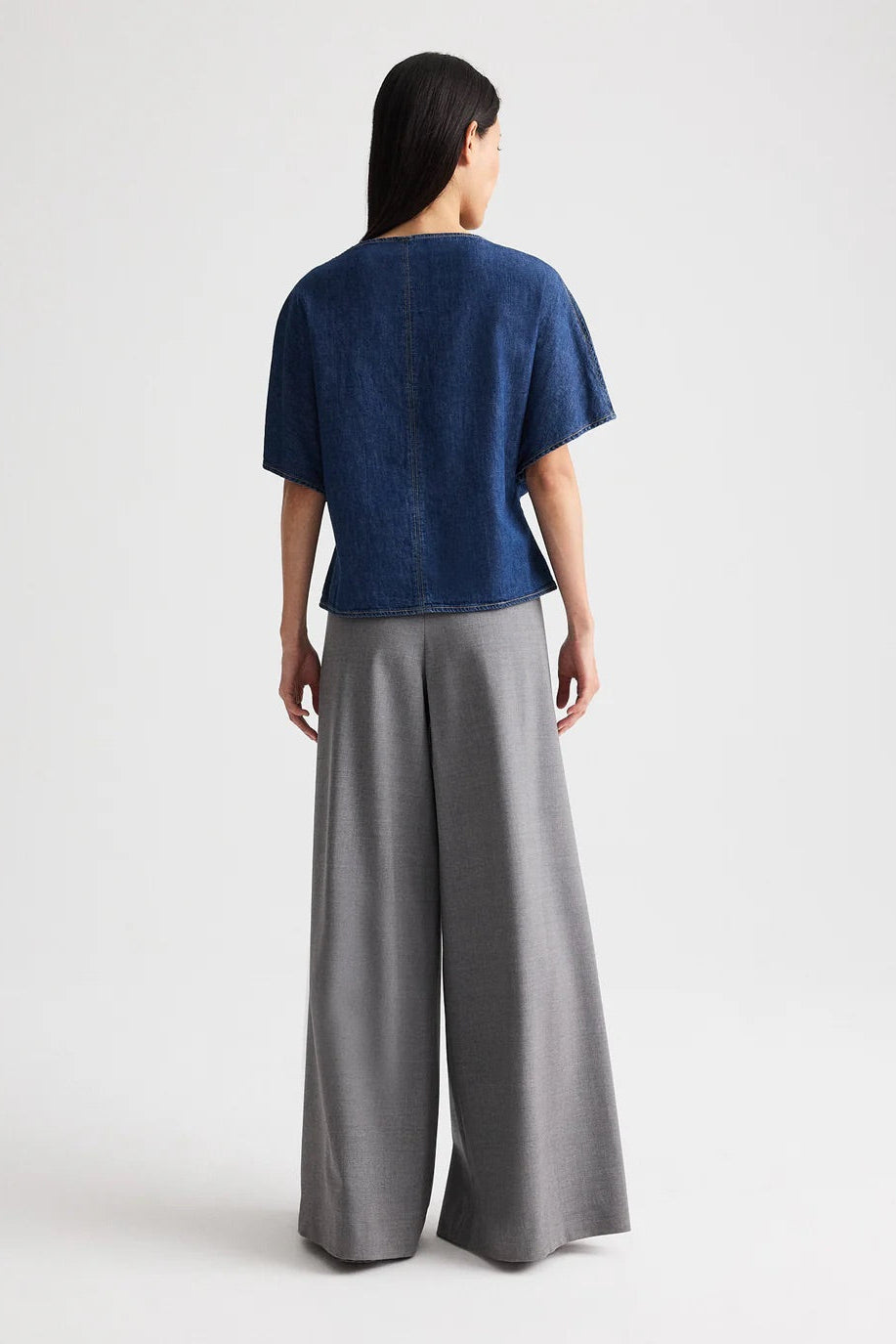 Simple T in Denim Shirting