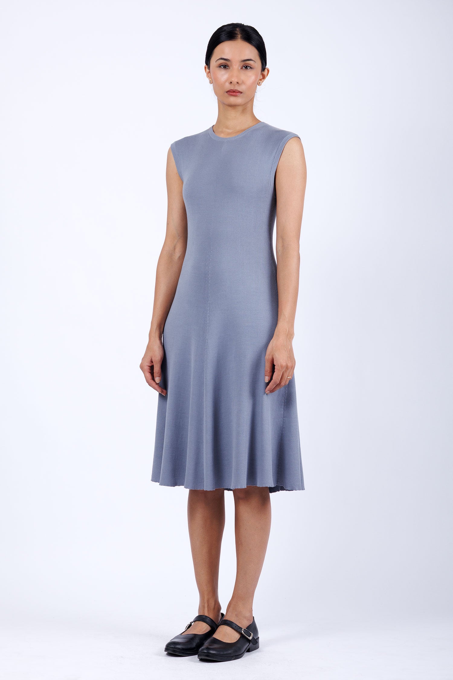 cotton sleeveless crewneck dress 2x1