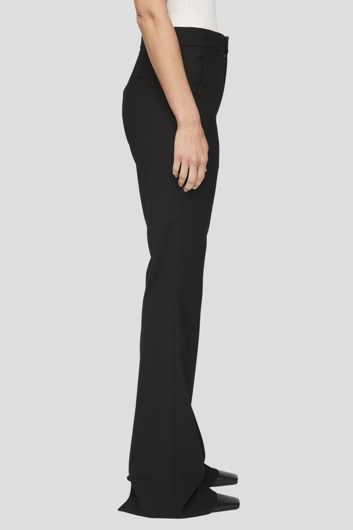 Sophie Pant