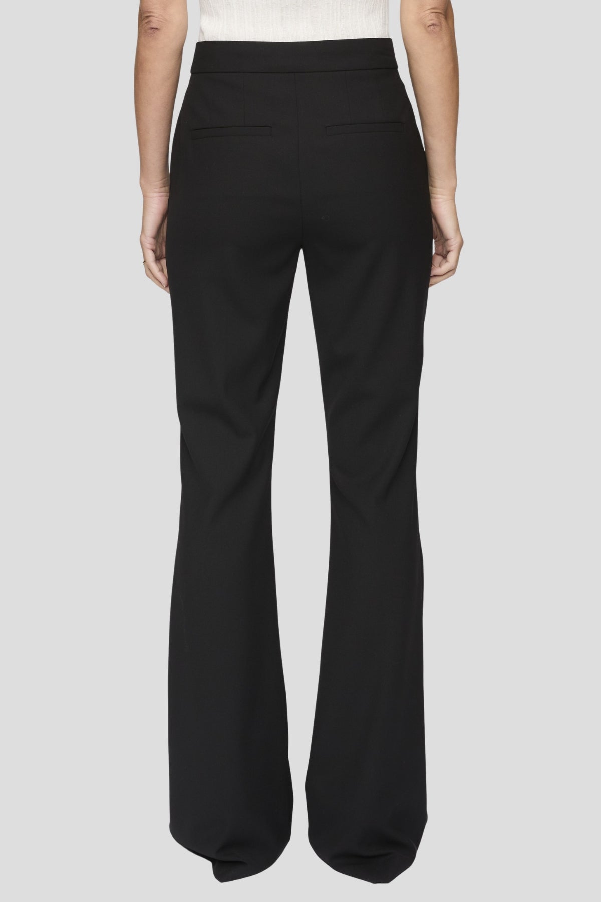 Sophie Pant