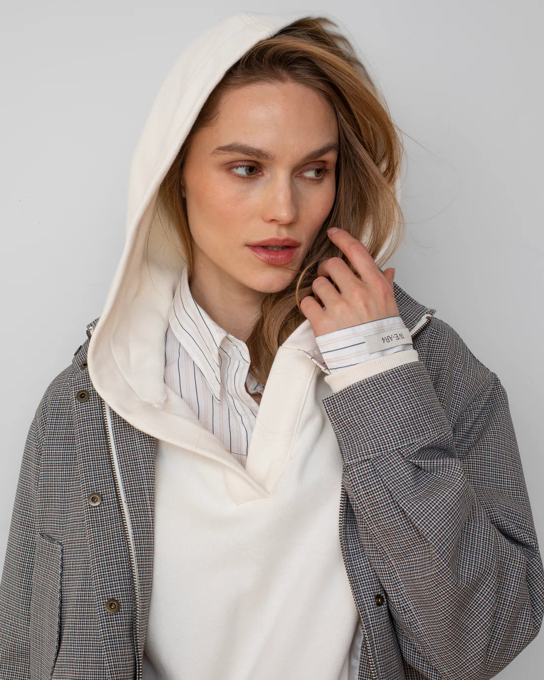THE STREET HOODIE