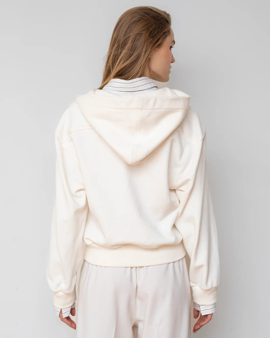 THE STREET HOODIE