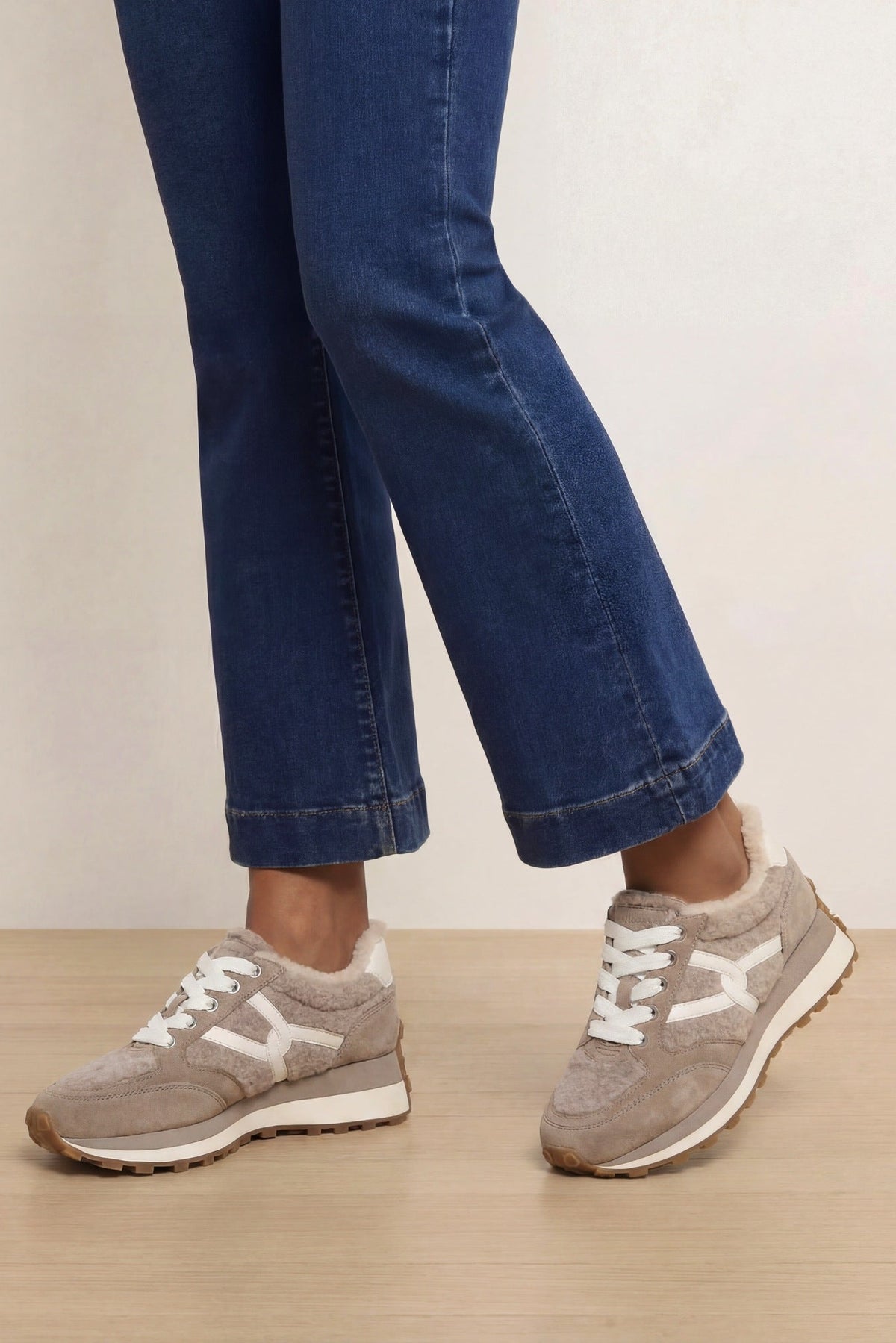 Valentina Shearling Sneaker in Cobblestone