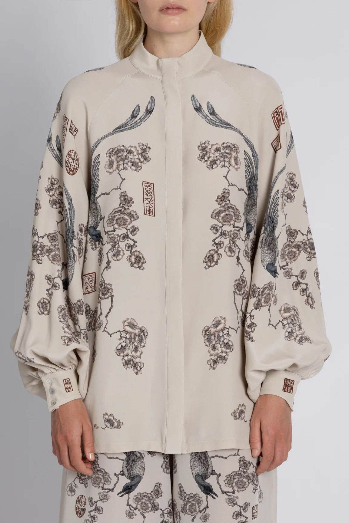 Zouyu, Cry The Deer Poet Sleeve Blouse
